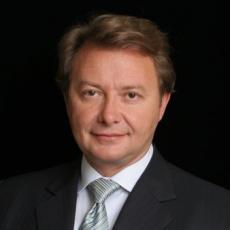 Nicholas R. Nikolov - Plastic Surgeon/Cosmetic Surgeon